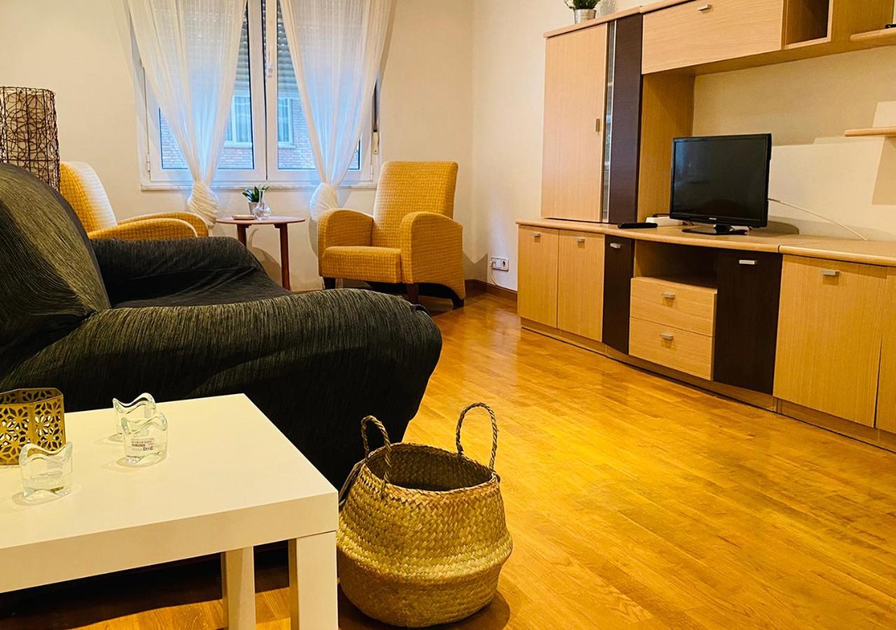 Piso 3 Habitaciones Al Lado Del Auditorio Y A 5 Min De Oviedo Centro 외부 사진